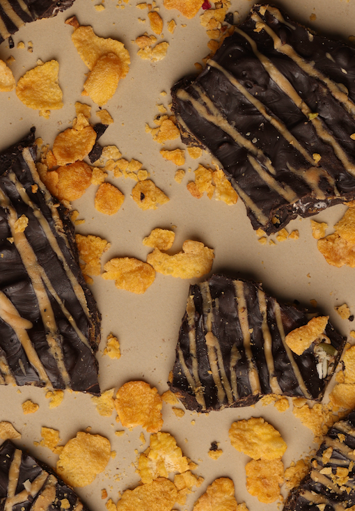 Peanut Butter & Cornflakes Chocolate Bark Thins (200 gms)